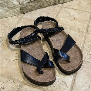 Muk Luks Black Braided Sandals